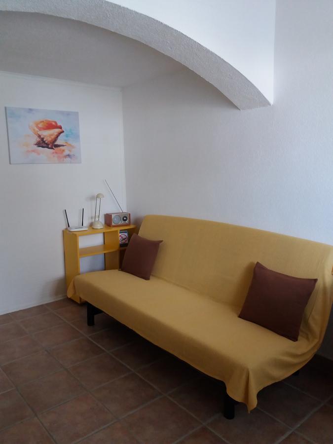 Apartments Lux Bol Bagian luar foto